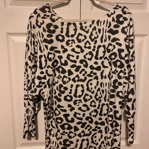 Black/White Print Top